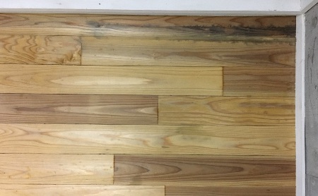 フローリング洗浄前　床リノベ